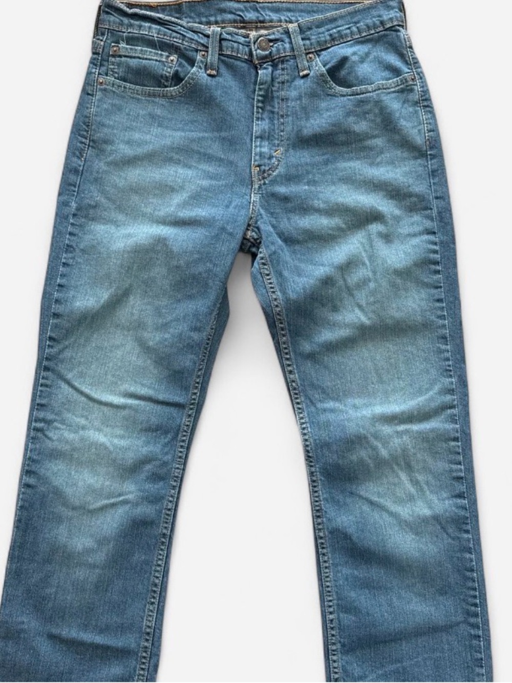 Levi's Men's Straight Jeans in Faded Blue Wash